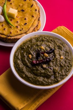makki di roti ve sarso ka saag, ünlü Kuzey Hint yemekleri