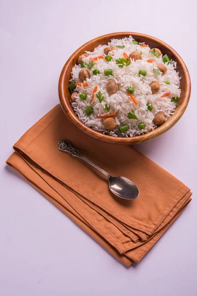 Lezzetli soya pulao ya da pirinç ya da soya Dobiş bezelye ve fasulye, Hintli ya da Pakistanlı mutfağı ile kızarmış pilav