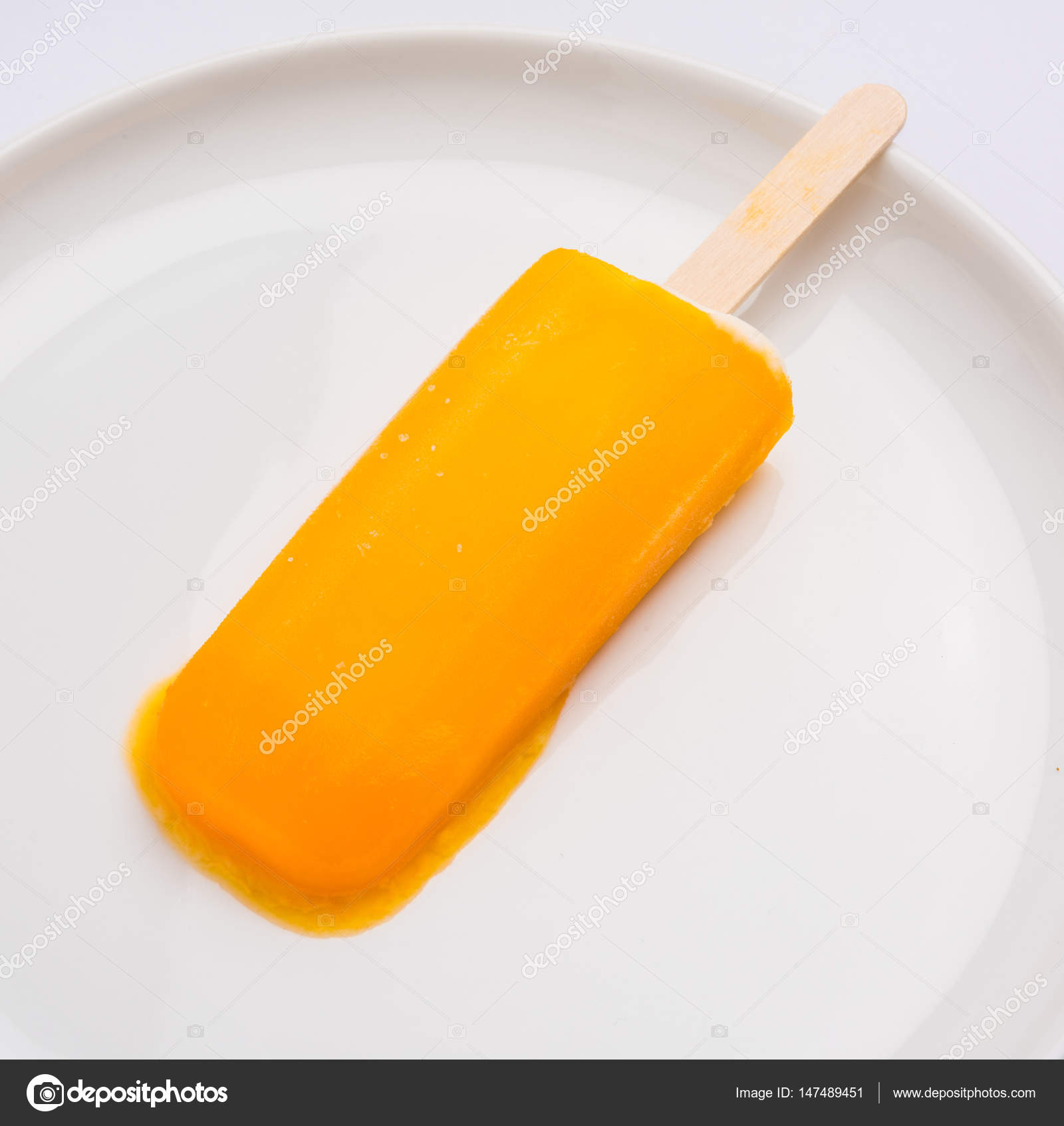 2 001 Alphonso Mango Stock Photos Alphonso Mango Images Depositphotos