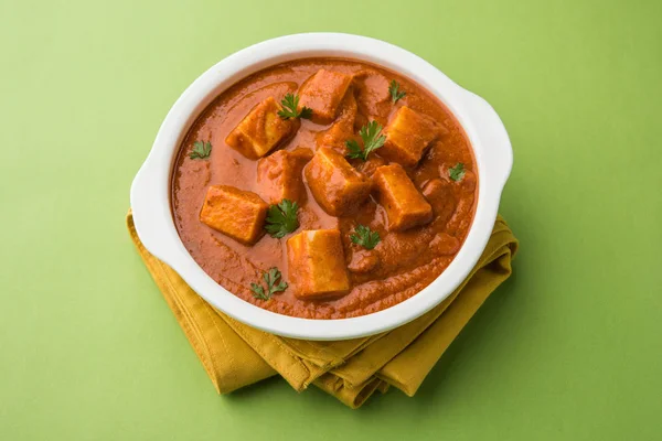 Paneer tereyağı masala veya peynir cottage köri, düğün ya da partiler, seçici odak popüler Hint öğle/akşam yemeği menüsünde — Stok fotoğraf