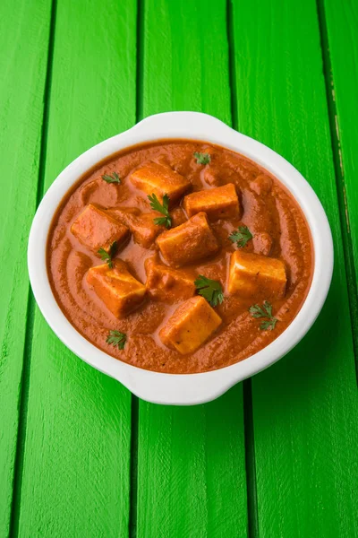 PANEER vaj masala vagy sajt cottage curry, esküvők vagy felek, szelektív összpontosít a népszerű indiai ebéd/vacsora menü — Stock Fotó