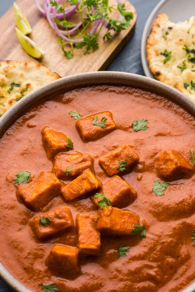 paneer tereyağı masala veya peynir cottage köri, düğün ya da partiler, seçici odak popüler Hint öğle/akşam yemeği menüsünde