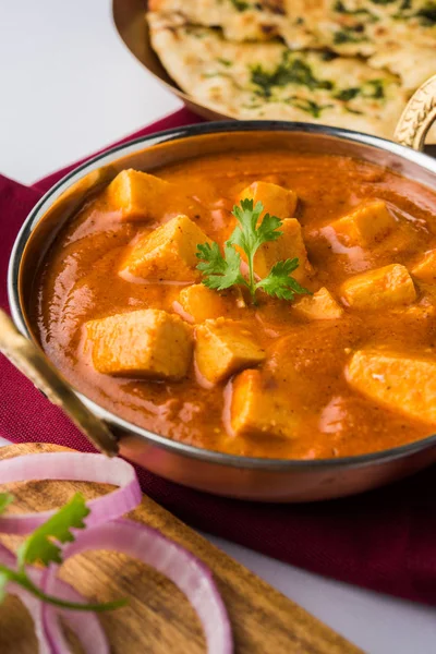 파 니 버터 masala 또는 치즈 코 티 지 카레, 결혼식 이나 파티, 선택적 초점 인기 있는 인도 점심 식사/저녁 식사 메뉴 — 스톡 사진