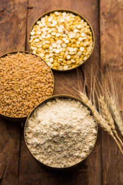 Sattu Atta / Satu veya sattu cha Peeth biri en iyi doğal ve beslenme açısından zengin yiyecek. Kuru kavrulmuş ve şişkin buğday ve chana dal, maharashtra, Hindistan bir sağlıklı kahvaltı içki imal edilir