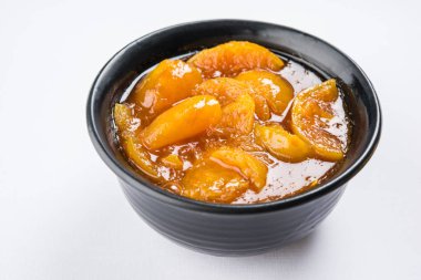 Hint Limon Turşu veya nimbu ka achar / loncha içinde arka