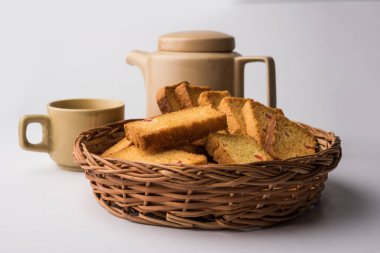 Hint Pencap dili veya Delhi ekmek tost ile tutti frutti lezzet, servis Hint sıcak çay, seçici odak doku