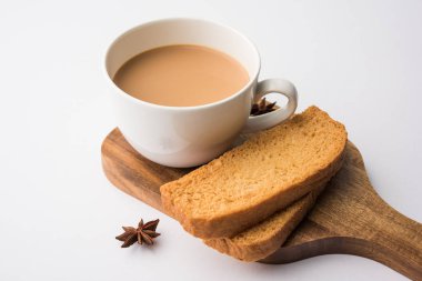 Hint Pencap dili veya Delhi ekmek tost ile tutti frutti lezzet, servis Hint sıcak çay, seçici odak doku