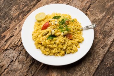 dal khichadi veya dal khichdi, popüler Hint yemeği. seçici odak