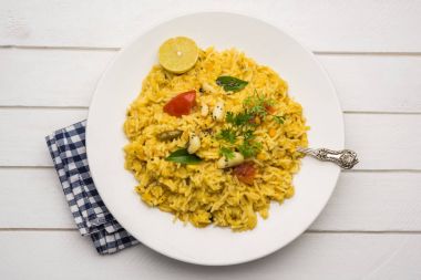 dal khichadi veya dal khichdi, popüler Hint yemeği. seçici odak