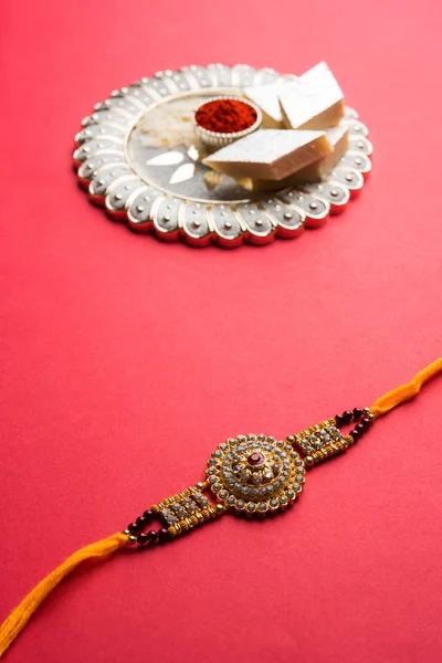 Rakhi fesztivál India, Raksha Bandhan ünnepe - egy hindu fesztivál — Stock Fotó