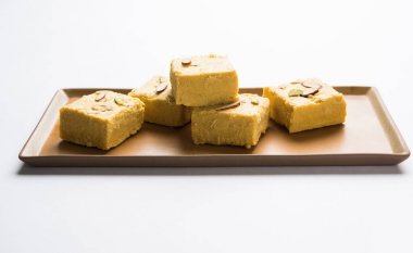 Soan Papdi veya Soan rulo ya da Patisa ya da patisha, Hindistan'dan popüler tatlı stok fotoğraf. seçici odak