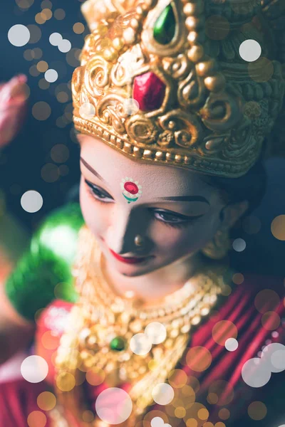 Idol uctívání hinduistické bohyně Lakšmí - Lakshmi Puja je hinduistické náboženské festival, který připadá na Amavasya (new moon den), což je třetí den Tihar nebo Deepawali — Stock fotografie