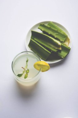 Aloe vera suyu, jel, krem, sabun ve toz toz nemlendirici