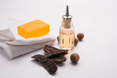 Petrol Shikakai şampuan ve sabun ve şampuan ile Soapnut veya Reetha, Amla, limon, gibi temel ingradients