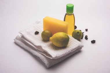 Petrol Shikakai şampuan ve sabun ve şampuan ile Soapnut veya Reetha, Amla, limon, gibi temel ingradients