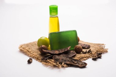 Petrol Shikakai şampuan ve sabun ve şampuan ile Soapnut veya Reetha, Amla, limon, gibi temel ingradients