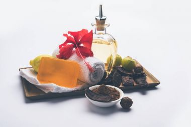 Petrol Shikakai şampuan ve sabun ve şampuan ile Soapnut veya Reetha, Amla, limon, gibi temel ingradients