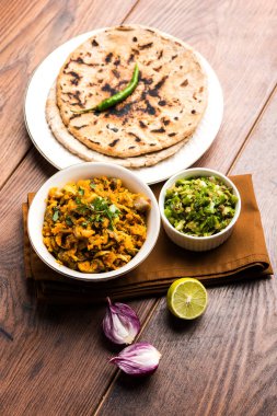 Zunka Bhakar Pithla veya pitla, Hindistan'dan popüler vejeteryan tarifi