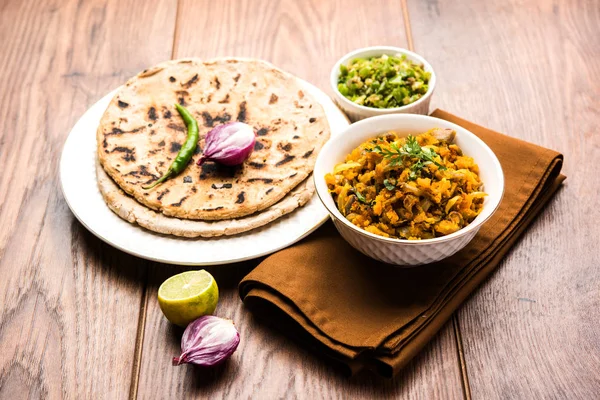 Zunka Bhakar Pithla Pitla Receita Vegetariana Popular Índia — Fotografia de Stock