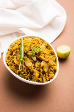 Zunka Bhakar Pithla veya pitla, Hindistan'dan popüler vejeteryan tarifi