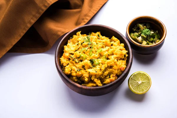 Zunka Bhakar Pithla Eller Pitla Populära Vegetariska Recept Från Indien — Stockfoto