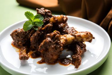 Bhuna koyun eti / Bhuna Gosht / Hint kuzu köri