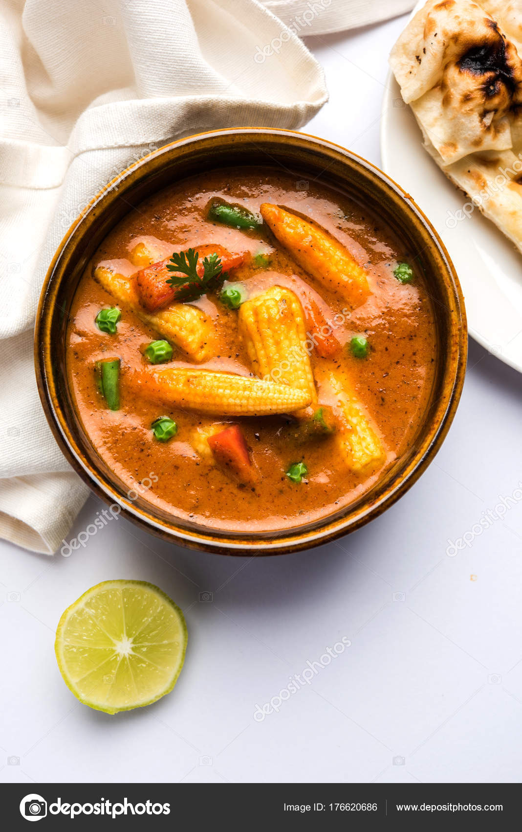 Indian Baby Corn Masala Spicy Baby Corn Curry Served Roti — Stock