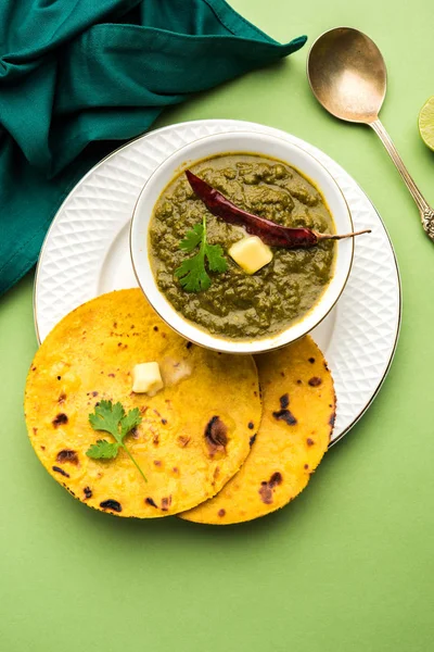 Sarson Saag Makki Roti Populární Severní Indické Hlavní Chod Menu — Stock fotografie