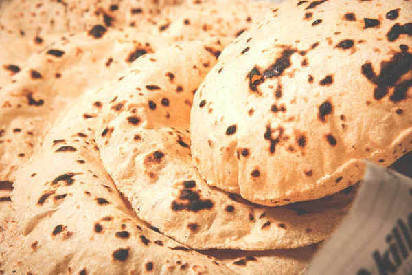 Roti Oder Chapati Herstellende Maschine Selektiver Fokus Indisches Fladenbrot Aus — Stockfoto
