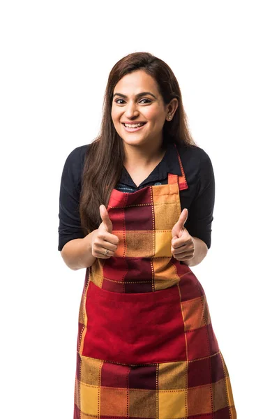 Portrait Indian Woman Chef Cook Apron Presenting Pointing Sign Thumbs — 스톡 사진