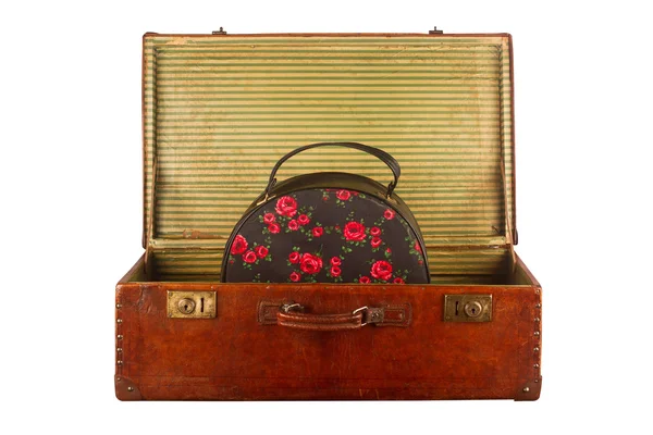 Old vintage suitcase with hand luggage — Stock Photo, Image