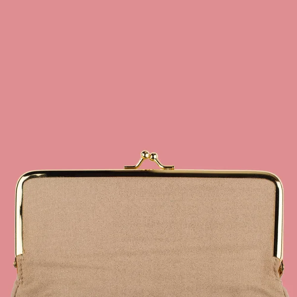 Detalj av slutna kvinnliga handväska — Stockfoto