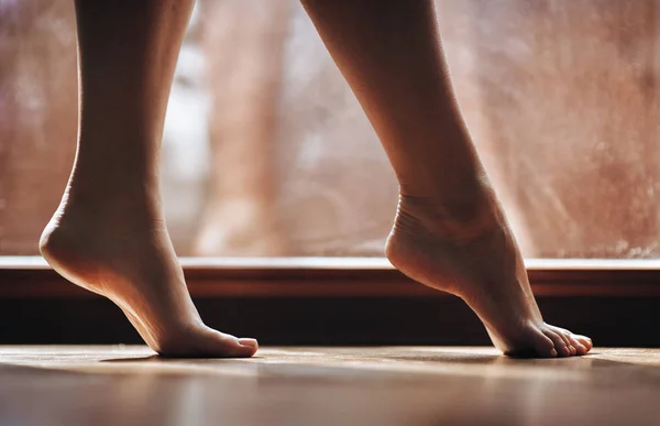 Closeup Female Legs Silhouettes Back Light — Stock Photo, Image