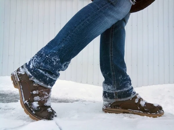 Vinterskor Snön Snö Risk För Halka — Stockfoto