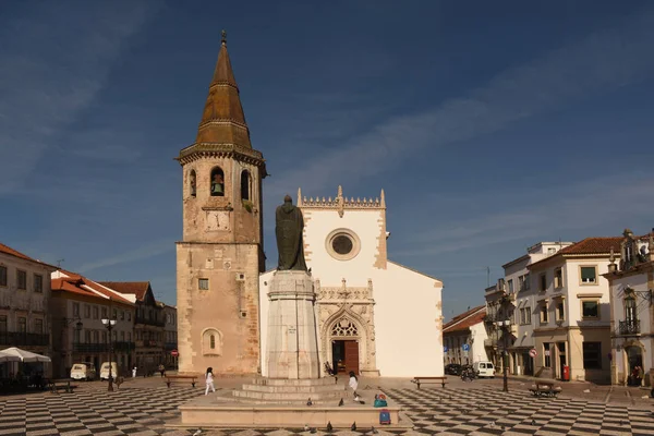 Церковь Святого Иоанна Крестителя, площадь, Томар, Эстремадура, Рибатежу, Португалия , — стоковое фото