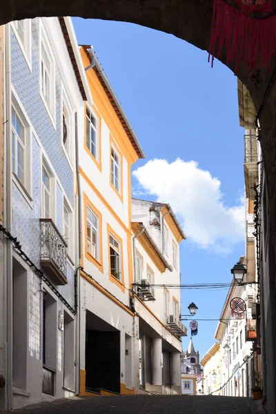 Arco en el casco antiguo de Portalegre, región del Alentejo, Portugal — Foto de Stock