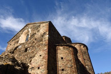 Eski Romanesk Manastırı (geç sekizinci yüzyıl) 