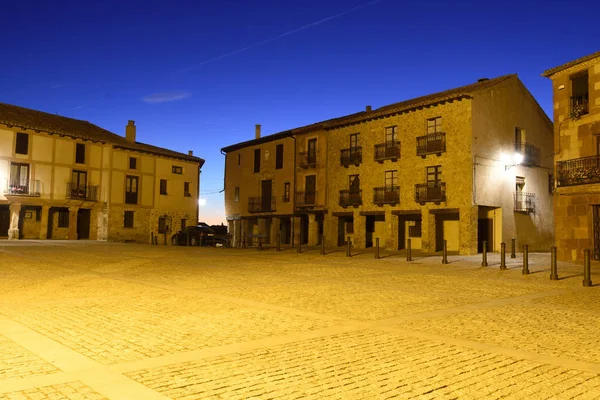 Belangrijkste plein van Medinaceli, Soria provincie, Castilla-León, Spanje — Stockfoto