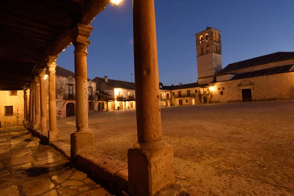 Hlavní náměstí Pedraza, středisko provincie Segovia, Castilla y Leon, Španělsko — Stock fotografie