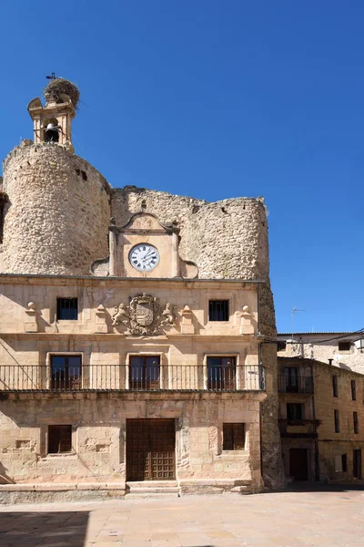 Zamku Fernan Gonzalez, głównego placu w Sepúlveda, prowincji Segovia. Kastylia León, Hiszpania — Zdjęcie stockowe