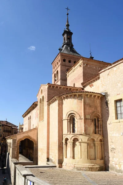 Román stílusú templom a San Martin, Segovia, Castilla-Leon, Spanyolország — Stock Fotó