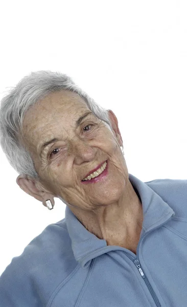 Portret van een oudere lachende vrouw — Stockfoto