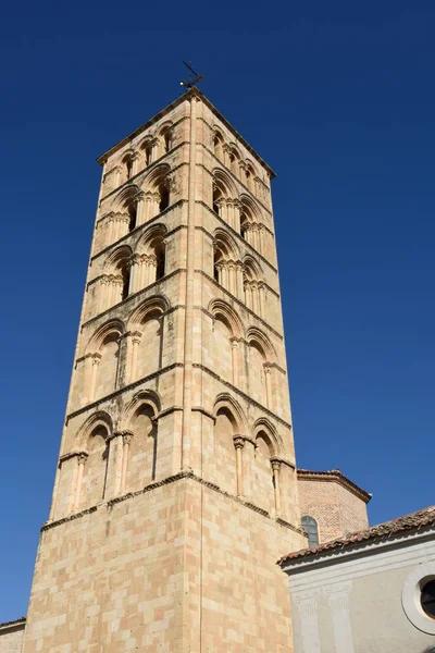 Bell tower of St. Stephen's church (12th century), Segovia. Castilla-Leon, Spain — Stock Photo, Image