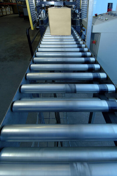 заделывают конвейера,