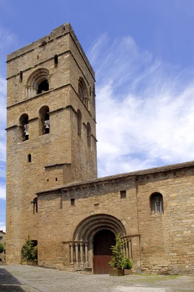 Church of Santa Maria Ainsa, Huesca, Aragónia, Spanyolország — Stock Fotó