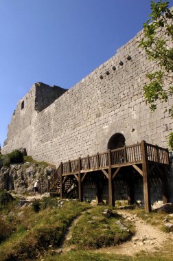Montsegur Kalesi, orduKathar ülke, Ariège, Midi Pyrenees, Fransa