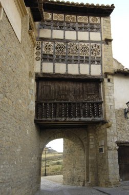 Giriş kapısı (Portal de las Monjas) Mirambel, Maestrazgo, Castellon, Comunidad Valenciana, İspanya