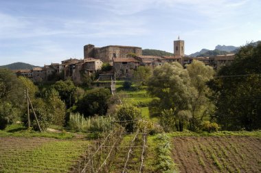 Santa Pau ortaçağ köyü, Garrotxa, Girona Eyaleti, Catalo