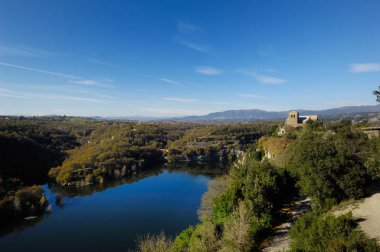 Ter nehir ve Manastırı, Sant Pere de Casserres, Masies de Ro