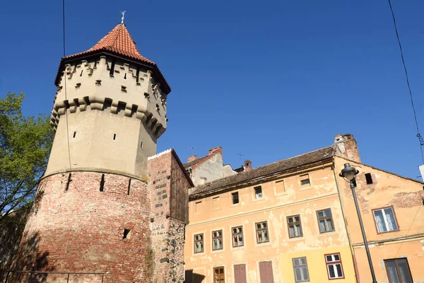 Torre Carpinteros, antiguo bastión defensivo, Sibiu, Transilvania , — Foto de Stock
